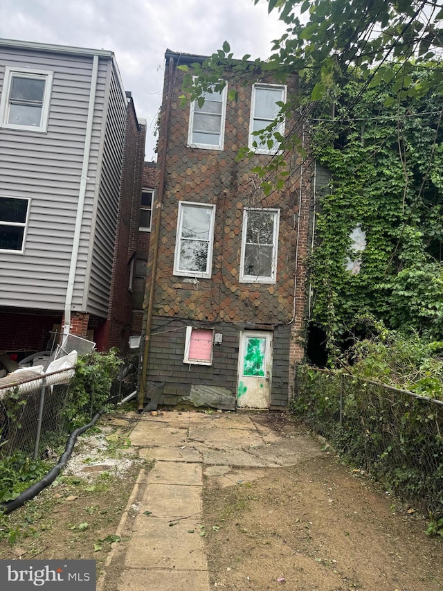 2904 Winchester St, Baltimore, MD 21216 - view of front facade