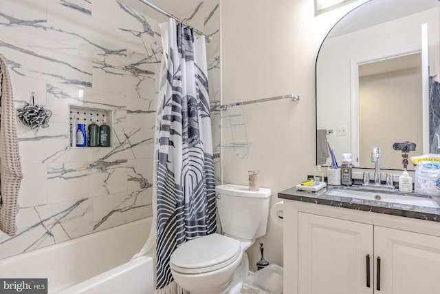 6150 Castletown Way, Alexandria, VA 22310 - bathroom featuring vanity, shower / bathtub combination with curtain, and toilet