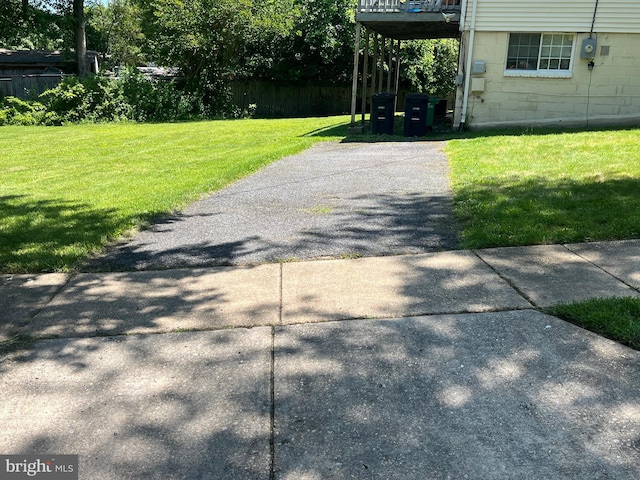 7001 Kepner Ct, Lanham, MD 20706 - view of green lawn with driveway
