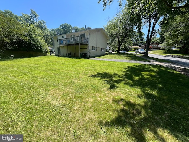 7001 Kepner Ct, Lanham, MD 20706 - view of green lawn