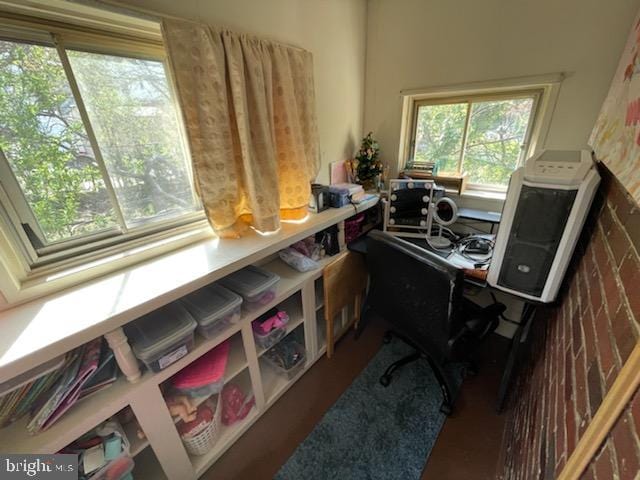 319 Linden St, Reading, PA 19604 - view of office space