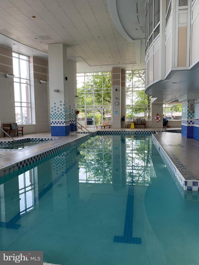 100 Harborview Unit 2307, Baltimore, MD 21230 - view of indoor pool