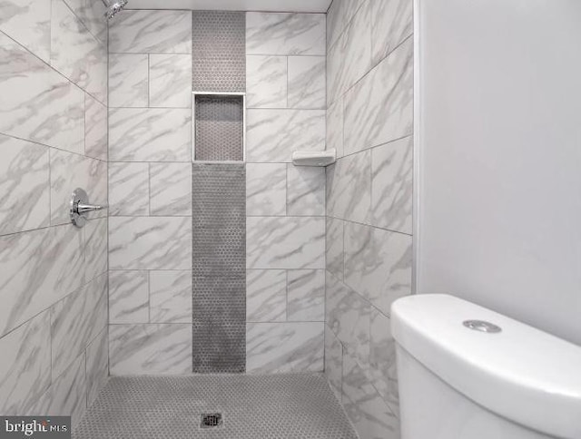 119 S Conkling St, Baltimore, MD 21224 - full bath featuring a tile shower and toilet