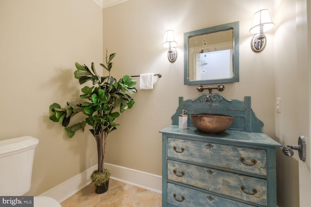 5420 Moorland Ln, Bethesda, MD 20814 - bathroom featuring toilet, vanity, baseboards, and tile patterned flooring