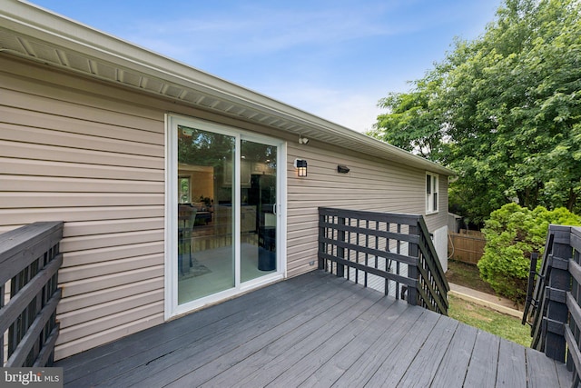 12711 Lampton Ln, Fort Washington, MD 20744 - view of deck