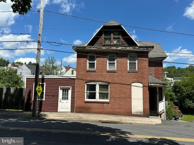 901 W Wade Rd, Saint Clair, PA 17970 - view of front facade featuring brick siding