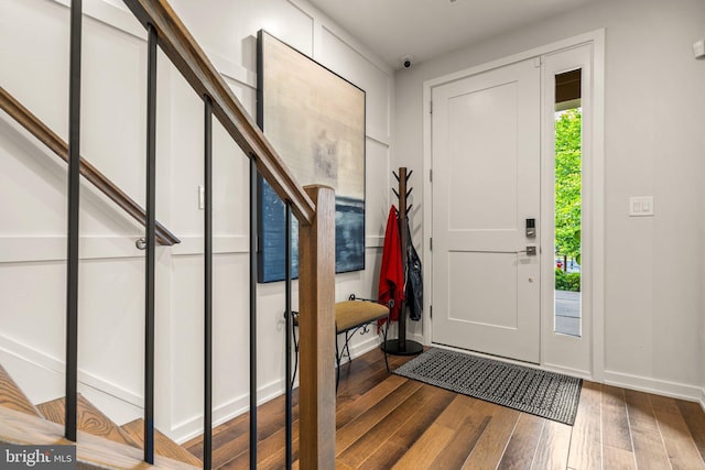 1741 Mckenna Point Dr Unit 2701, Mclean, VA 22102 - entryway with wood finished floors and stairs