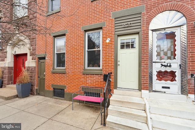 1620 E Berks St, Philadelphia, PA 19125 - entrance to property featuring brick siding