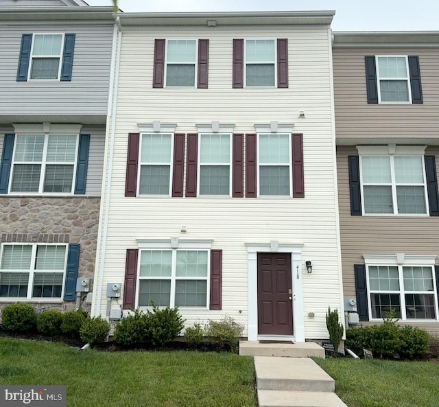 418 Charlestown Crossing Blvd, North East, MD 21901 - multi unit property with a front yard