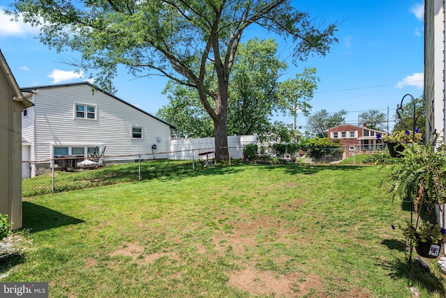 2603 Manall Ave, Pennsauken, NJ 08109 - view of fenced backyard