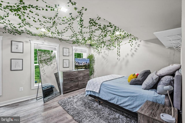 308 Walnut Dr, Fredericksburg, VA 22405 - bedroom featuring baseboards and wood finished floors