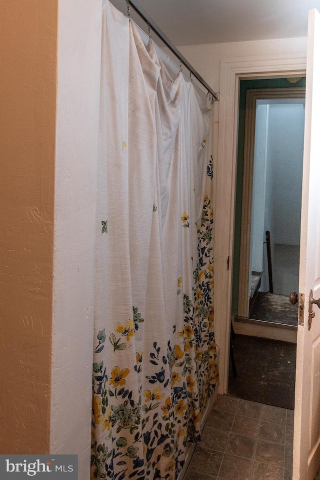 21 E 3rd St, Boyertown, PA 19512 - full bath with a shower with curtain