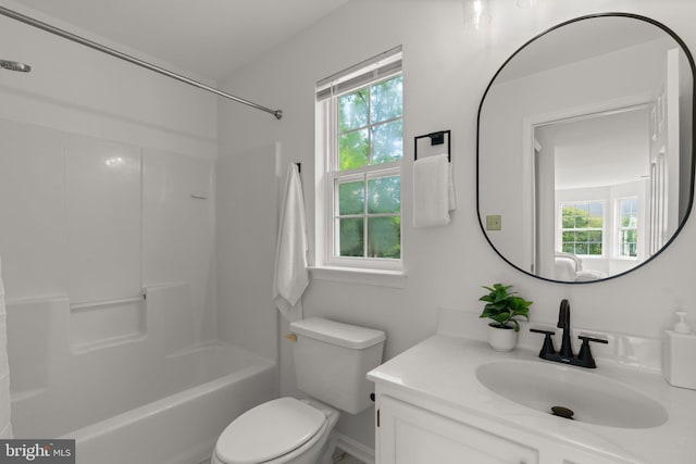 9109 Knox Ct, Laurel, MD 20723 - bathroom with toilet, plenty of natural light, vanity, and shower / bathtub combination