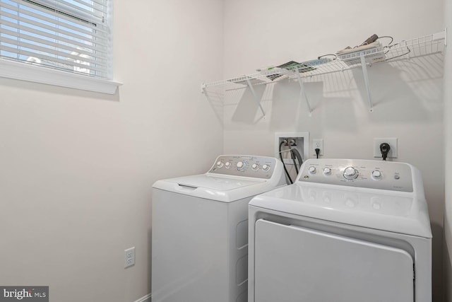 35031 Dundee St Unit 6, Frankford, DE 19945 - laundry area with independent washer and dryer