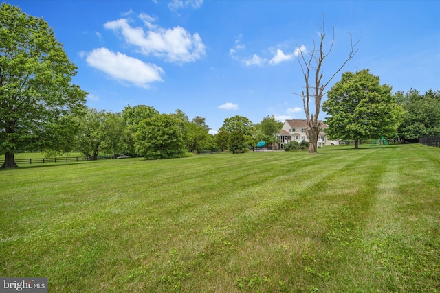 17760 Julie Ann Ct, Hamilton, VA 20158 - view of yard
