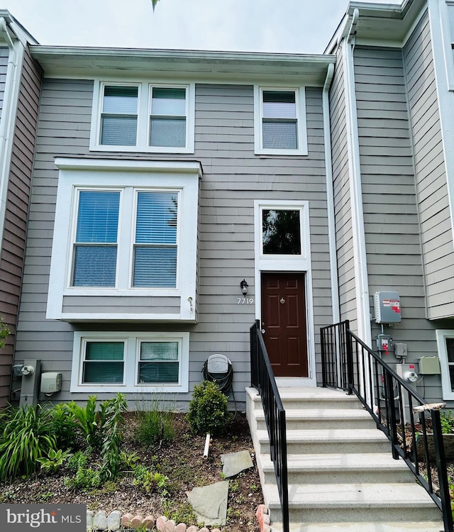7719 Old Woodstock Ln, Ellicott City, MD 21043 - view of front facade
