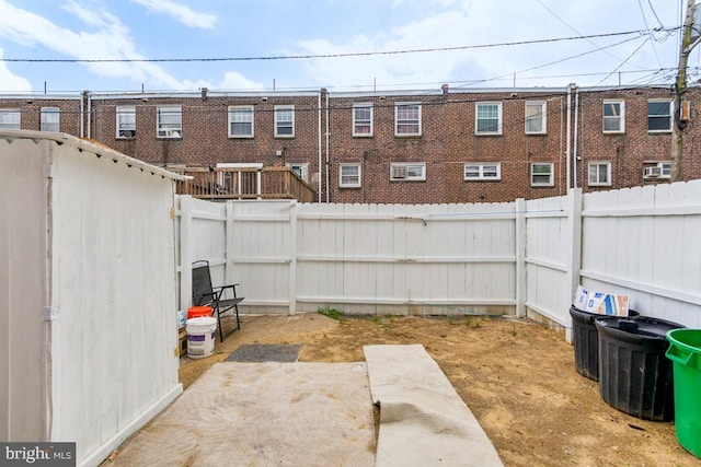 603 Raritan St, Camden, NJ 08105 - fenced backyard with a patio area