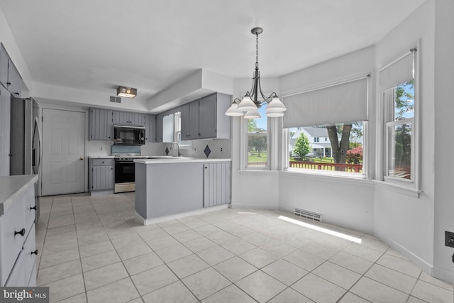 26 Crestview Dr, Southampton, PA 18966