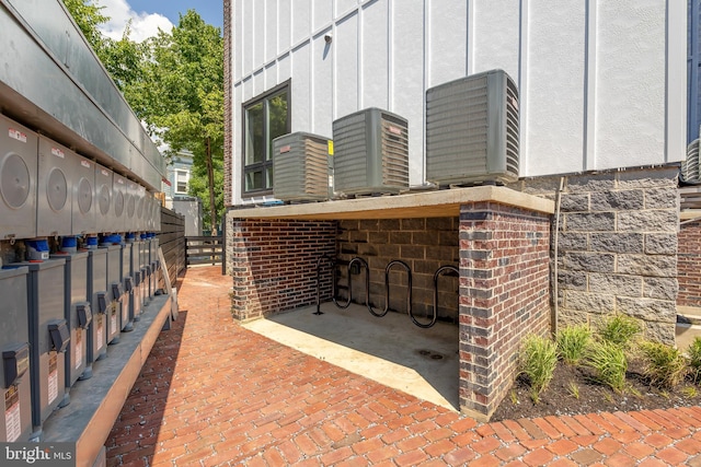 2305 Nicholson St SE Unit 305, Washington, DC 20020 - view of patio