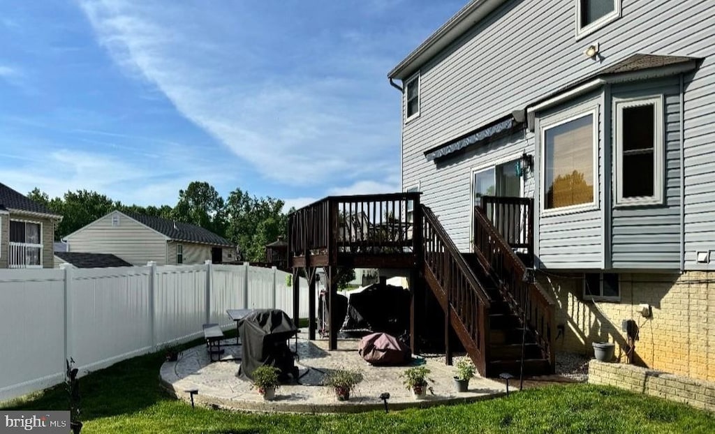 1914 Maemoore Ct, District Heights, MD 20747 - view of yard with a deck and stairway