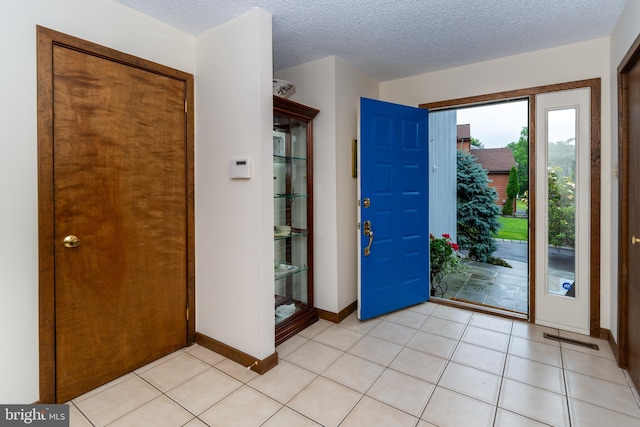 27 Arnold Dr, Princeton Junction, NJ 08550 - entrance foyer featuring a textured ceiling