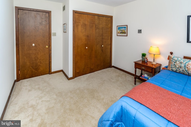 27 Arnold Dr, Princeton Junction, NJ 08550 - bedroom featuring a closet and carpet