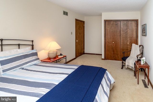 27 Arnold Dr, Princeton Junction, NJ 08550 - carpeted bedroom featuring a closet