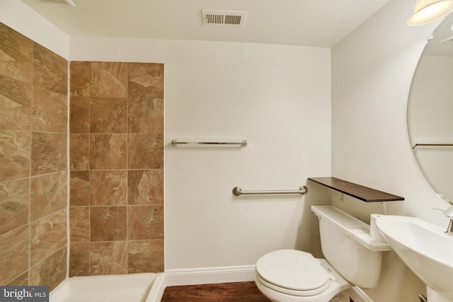 1501 Stack St, Baltimore, MD 21230 - bathroom with a sink and tiled shower