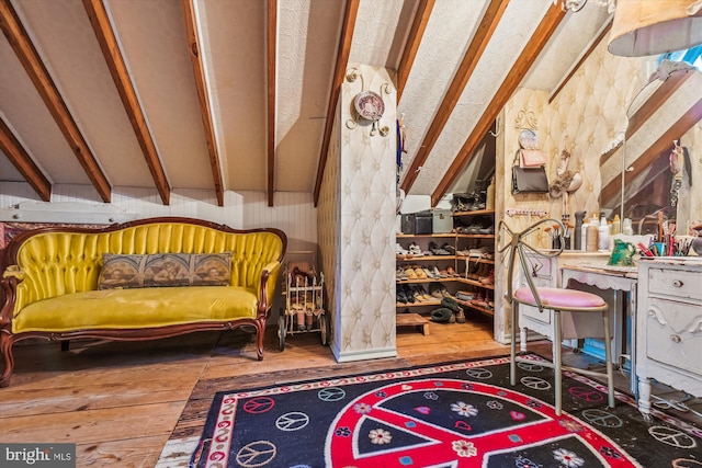 947 Martin Rd, Baltimore, MD 21221 - living area with hardwood / wood-style flooring
