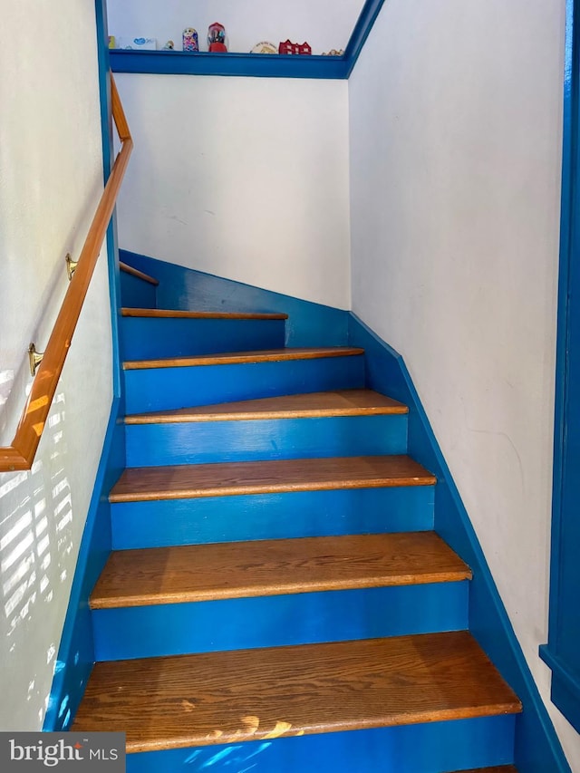 348 E Foster Ave, State College, PA 16801 - view of staircase