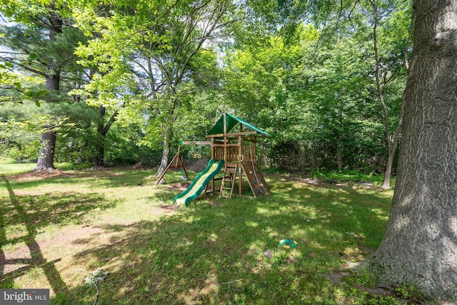 2200 Summerdale Ln, Linfield, PA 19468 - view of green lawn featuring a playground