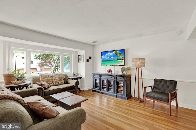102 Radcliffe Ave, Reading, PA 19609 - living room with wood finished floors and baseboards