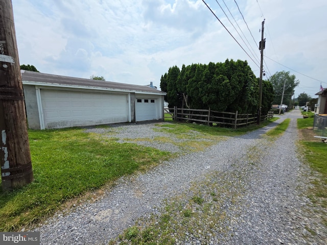 120 S Morwood Ave, Reading, PA 19609 - view of detached garage