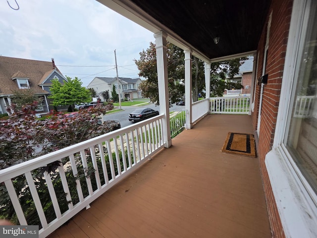 120 S Morwood Ave, Reading, PA 19609 - porch with a residential view
