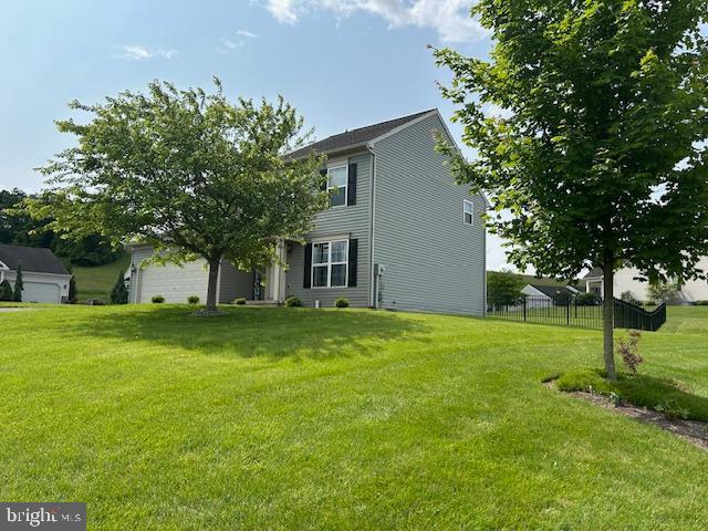 69 Geisinger Ln, Lewistown, PA 17044 - view of front facade