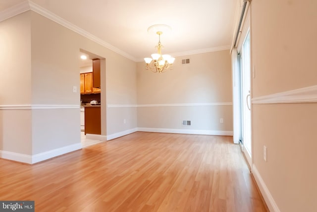 20 Kennebec Ct, Bordentown, NJ 08505 - spare room featuring a chandelier, light wood finished floors, and crown molding