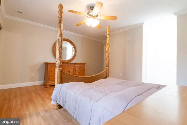 20 Kennebec Ct, Bordentown, NJ 08505 - bedroom with crown molding, light wood-type flooring, and a ceiling fan