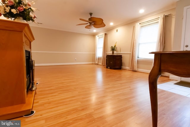 20 Kennebec Ct, Bordentown, NJ 08505 - unfurnished living room featuring a ceiling fan, light wood-type flooring, healthy amount of natural light, and recessed lighting
