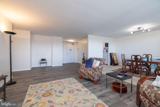 1301 N Harrison St Unit 1108, Wilmington, DE 19806 - living area featuring wood finished floors and baseboards