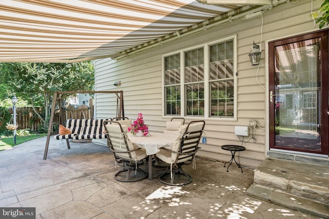 2606 Caroline St, Fredericksburg, VA 22401 - view of patio featuring outdoor dining area and entry steps