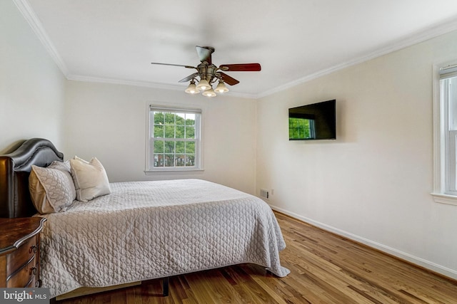 5901 Wivenhoe Ct, Alexandria, VA 22315 - bedroom featuring ornamental molding, wood finished floors, baseboards, and a ceiling fan