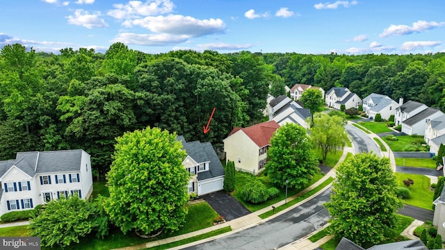 101 Glencoe Ct, Newark, DE 19702 - aerial view of residential area featuring a forest