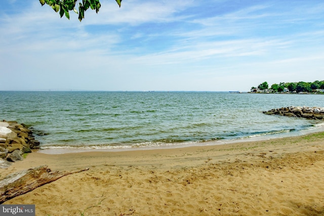 2657 Carrollton Rd, Annapolis, MD 21403 - water view featuring local beach