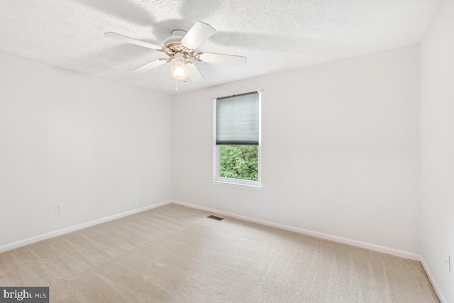 111 Sue Ann Ct, Sterling, VA 20164 - unfurnished room with carpet floors, a textured ceiling, and ceiling fan