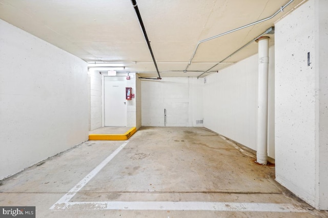 5902 Mount Eagle Dr Unit 718, Alexandria, VA 22303 - view of parking deck
