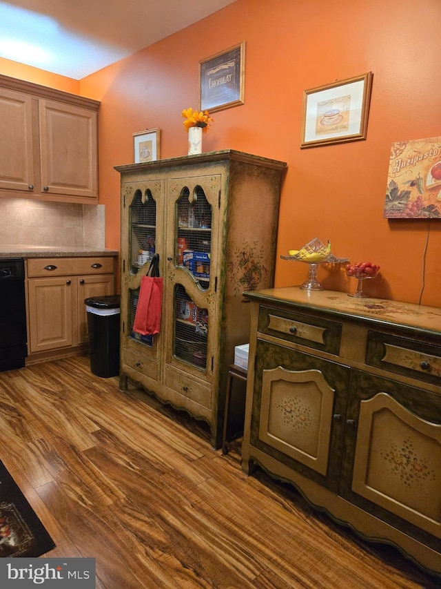 72 Cheverny Ct, Trenton, NJ 08619