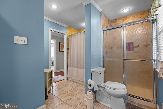 3 Adrian Pl, Newtown, PA 18940 - full bathroom featuring ornamental molding, a shower with shower curtain, toilet, and baseboards