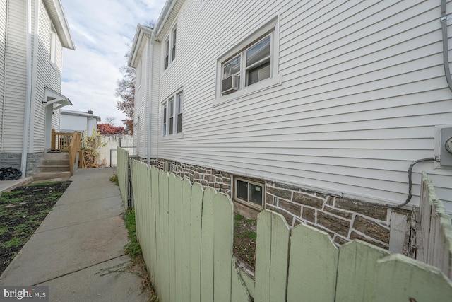 17 Elm Ave, Upper Darby, PA 19082 - view of side of home