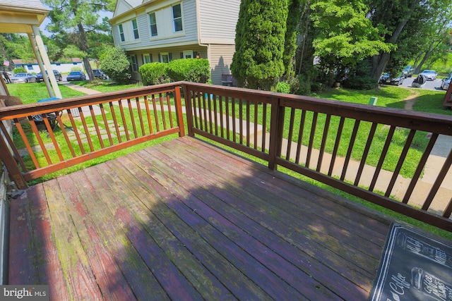 15 Woodenbridge Ct Unit C, Reisterstown, MD 21136 - wooden deck with a lawn
