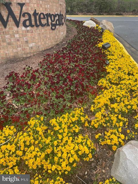 309 Yoakum Pkwy Unit 1809, Alexandria, VA 22304 - view of community / neighborhood sign